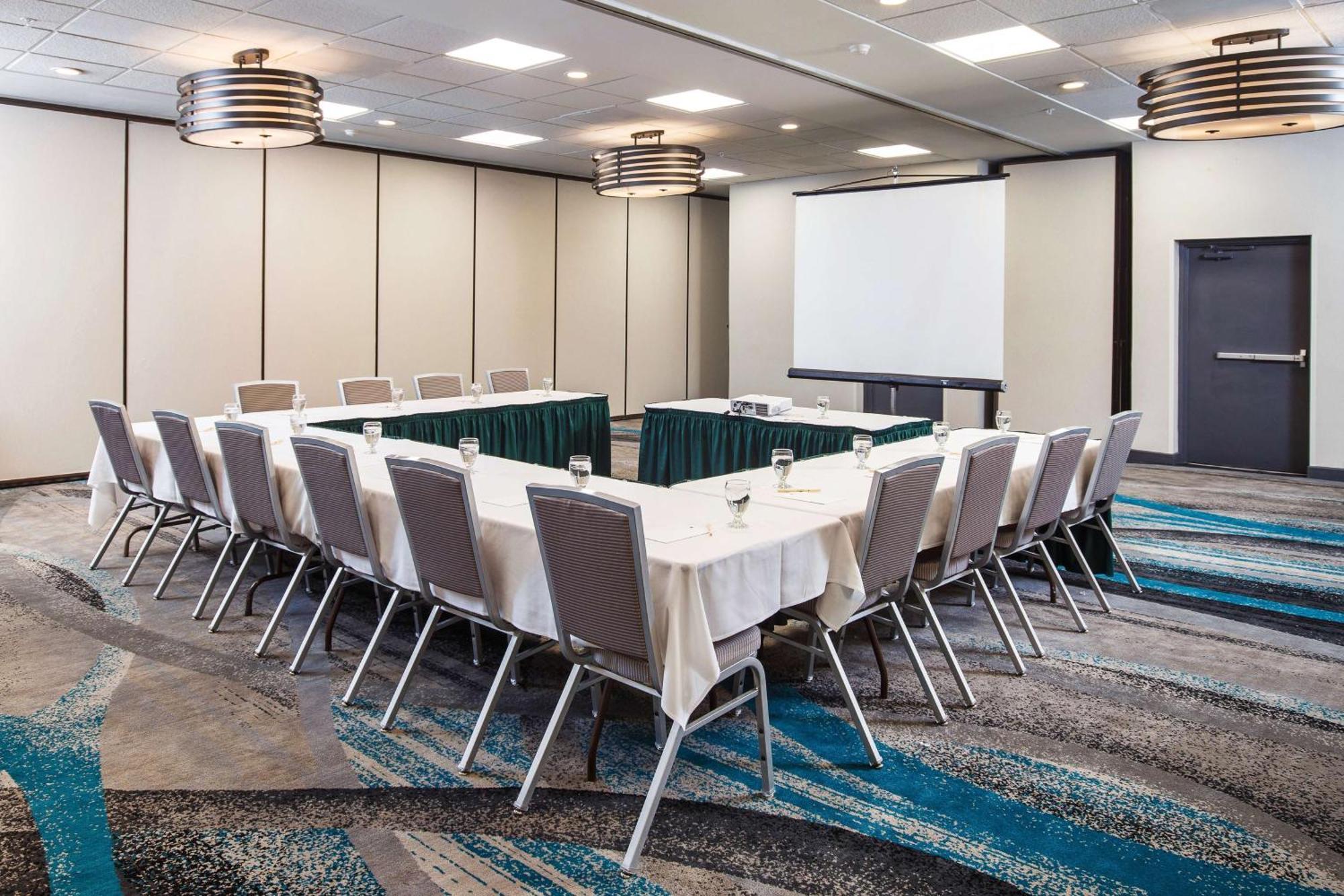 Doubletree By Hilton Neenah Dış mekan fotoğraf