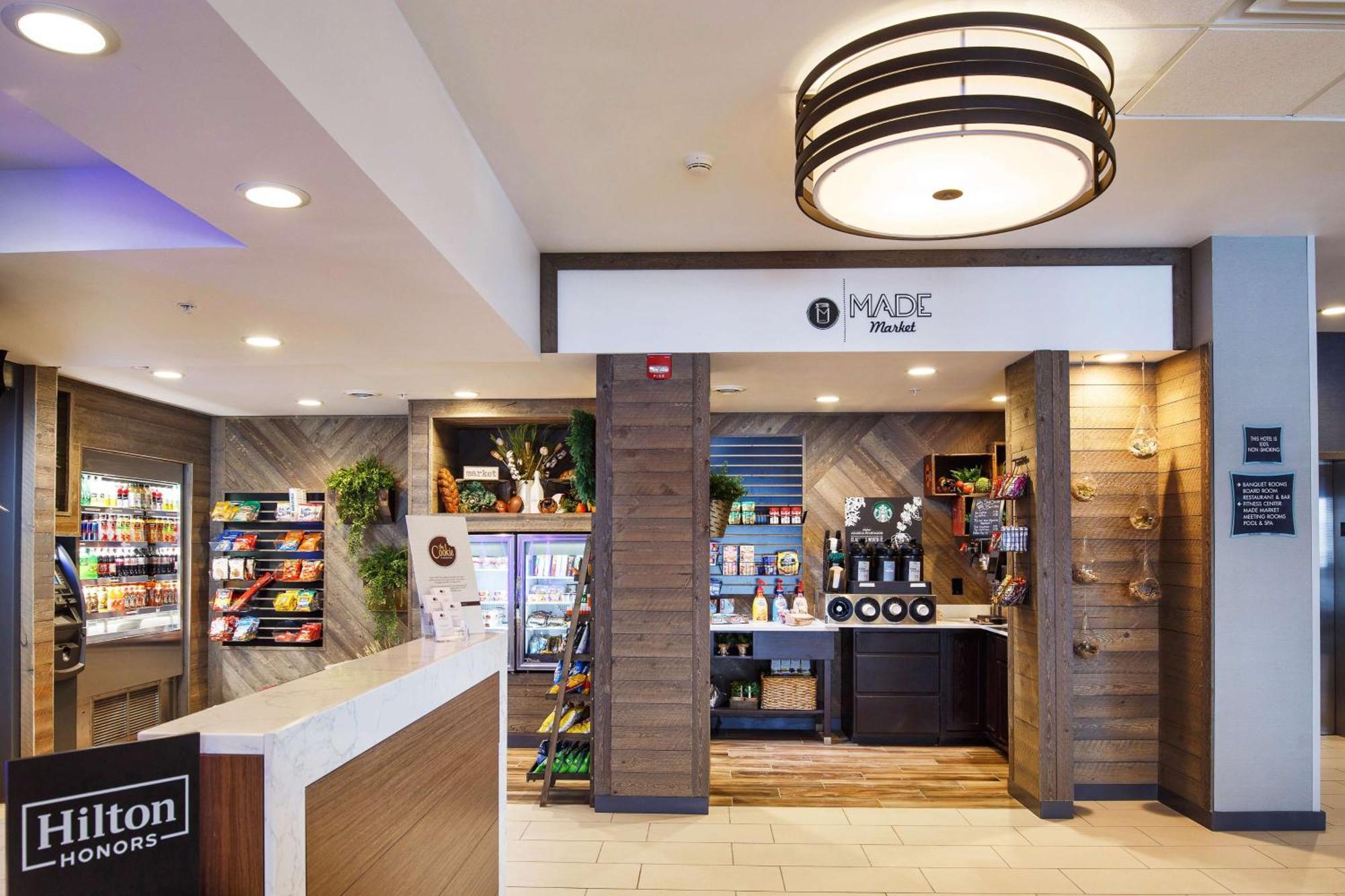 Doubletree By Hilton Neenah Dış mekan fotoğraf